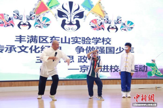 ʷ����(qu��n)(��һ)���ڽo�W(xu��)�������n��(�Y�ψD) �������S�M�^(q��)�|ɽ���W(xu��)У���D