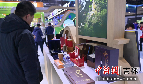 ������(hu��)�����ˁ��Ԗ|��������(gu��)���n��(gu��)���ɹŇ�(gu��)��7��(g��)��(gu��)�Hչ�F(tu��n)��41�Ҹ۰��_(t��i)�S��I(y��)���c������/�z