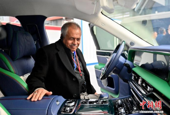 12��16�գ������L��������F(tu��n)�ɆT�w�(y��n)�Ї���܇�������� �z