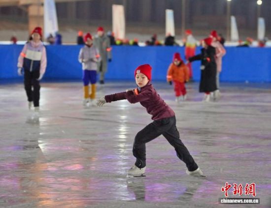 1��6���������L(zh��ng)����С�\(y��n)��(d��ng)�T���^��չʾ���ӻ��������� �z