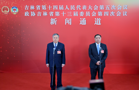 1��26���������f(xi��)����ʡ��ʮ����ί�T�����ĴΕ��hί�Tͨ���ϣ��ބ���(��һ)�ش�ӛ���ᆖ�� ���� �z