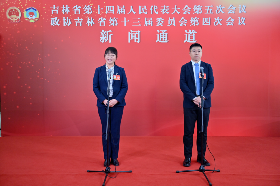 1��26���������f(xi��)����ʡ��ʮ����ί�T��(hu��)���ĴΕ�(hu��)�hί�Tͨ���ϣ��S����(��һ)�ش�ӛ���ᆖ�� ���� �z