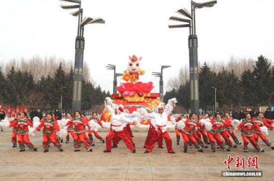 2��10�������ڼ����L(zh��ng)�����ݖ|���������w�� �z